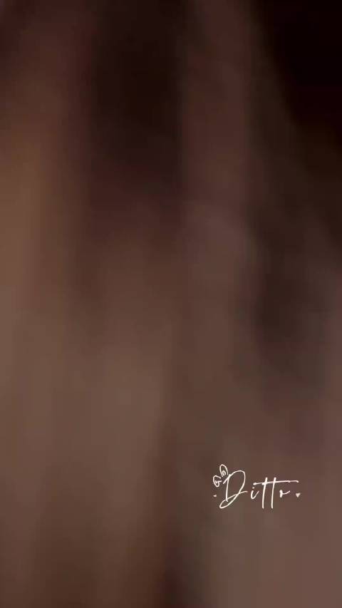 陈都灵笑起来的样子好温柔啊，不知道线下看到会多美