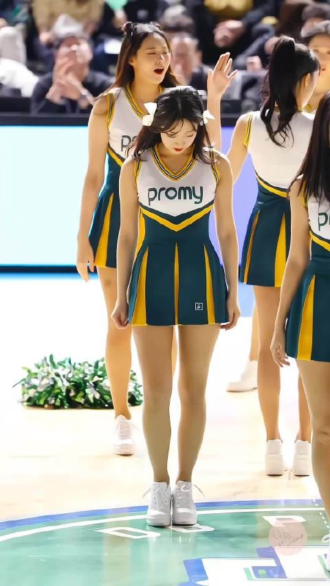 这才是啦啦队该有的样子