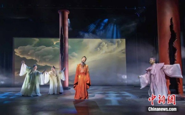 冯远征谈演员拍短剧：不排斥，但要先尝尝“汗珠子掉地摔八瓣”的苦