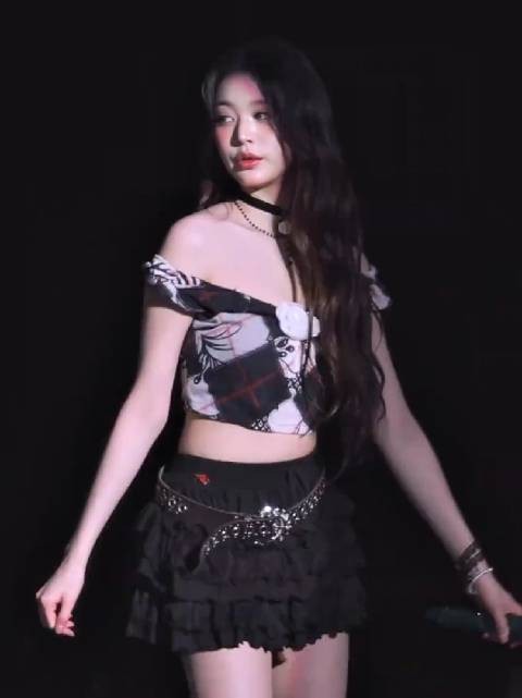 一个女人，只要能赶上张元英的十分之一，应该都是男人心目中的女神了