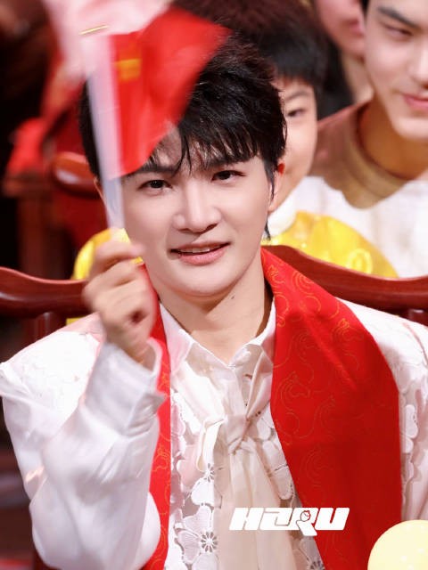 bur我真的边拍边笑,求你们看我真笑得脸都僵了