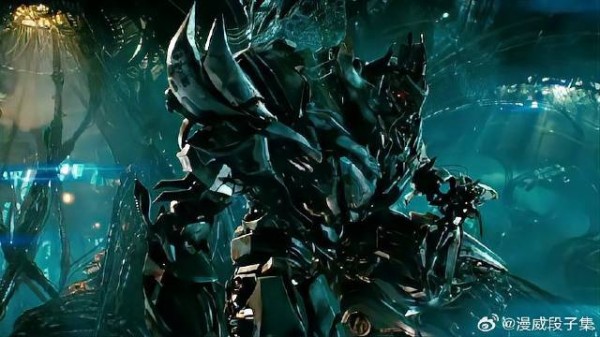 威震天的主人！ 七个变形金刚领袖之一，甚至可以说是擎天柱祖宗辈