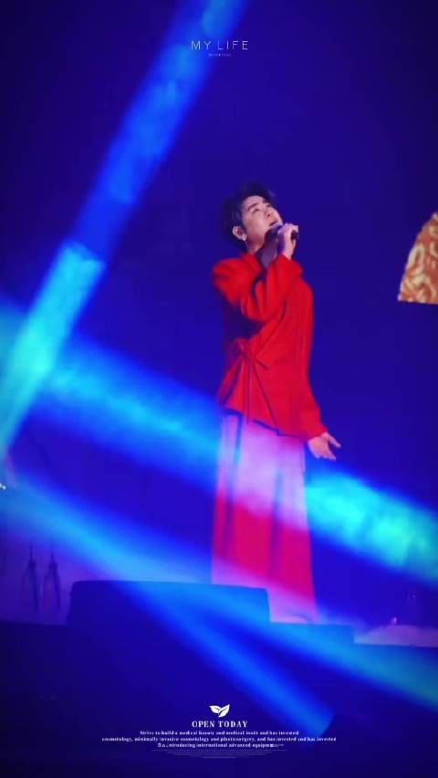 张云雷发文寄语生活要向阳而生