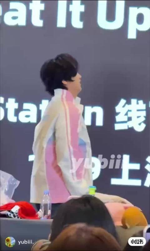 NCT Dream的李楷灿身穿Viper同款队服 cr.yubiii.