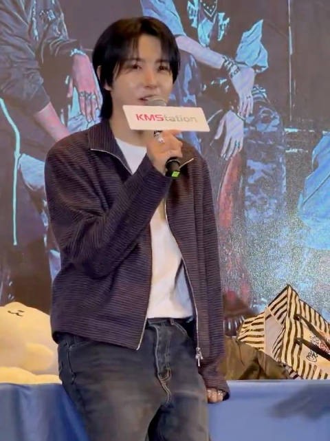 粉丝提醒演出,艺人惊讶回应明天竟是SMT