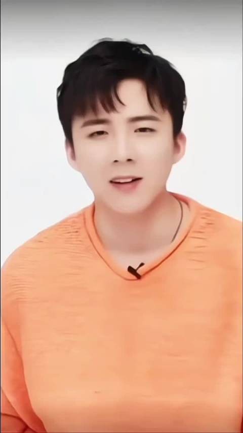 时尚达人刘宇宁~ 戴眼镜