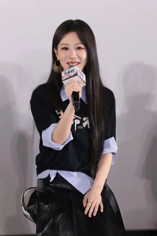 杨紫胡歌《生命树》开播,正午阳光再造无人区冒险神作