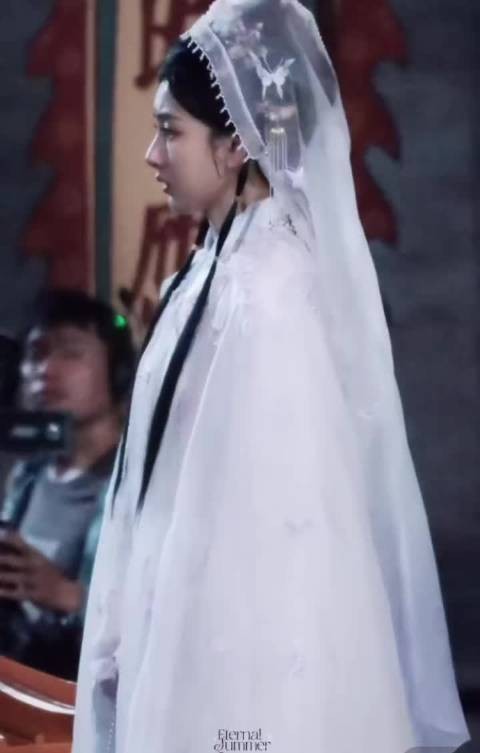 宋祖儿身上竟然有一丝奇妙的神性