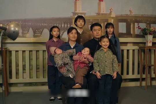 男人虽然有六个女儿，但女婿是一个比一个顶，但结局却出乎意料