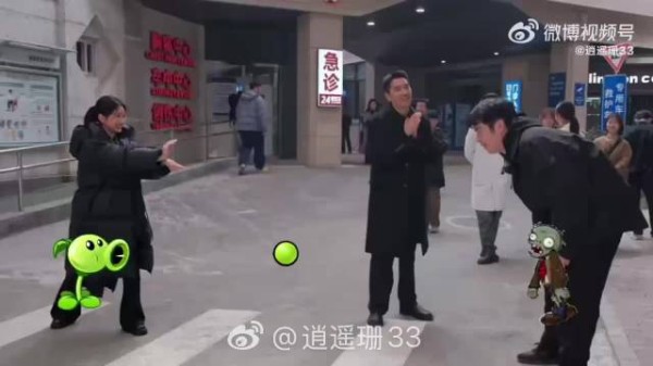 毛晓彤笑声清脆爽朗感染力强