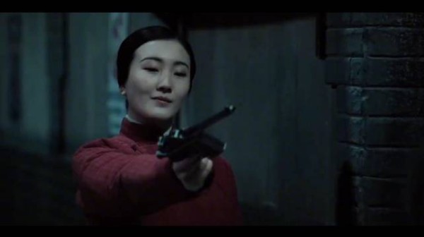 在巷道遭袭却还耍贫嘴！绝对有硬实力！高能片段！