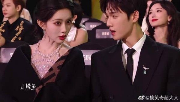 你就继续耙耳朵吧 去干啥都要给报备一下