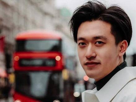 周冠宇否认3000万赞助进F1，称席位靠实力非金钱