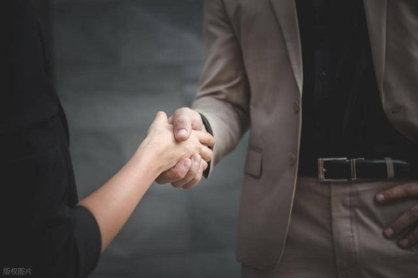 “母兽”张雨绮和“慈父”李亚鹏