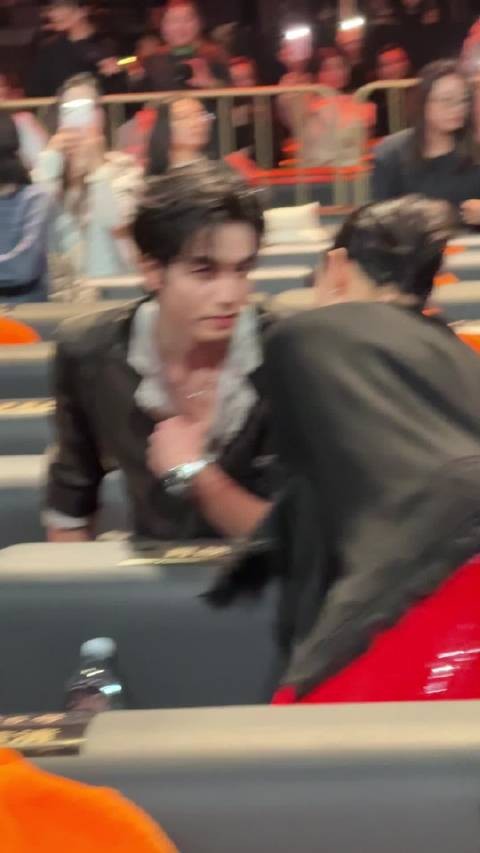 我们龙龙是好男孩！