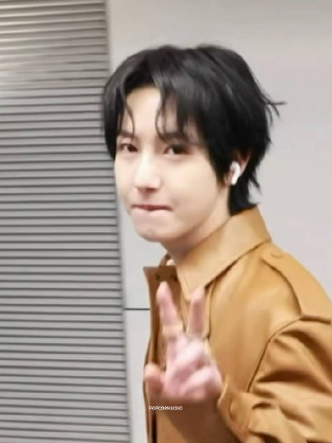 260207 ICN 偶們超萌的卷毛小喵 好好休息啦！