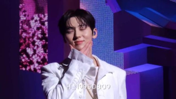 天生优越黄旼炫 260207 UTOPIA D-2 饭拍视频一则 三种撒娇set h_19950809