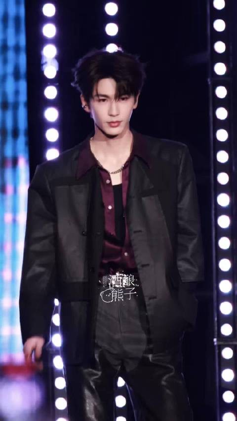 求你们点开，这真的帅得太超过了