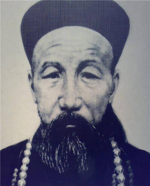 成为圣人究竟有多难？从古至今只出了两个半，最后半个听着很耳熟