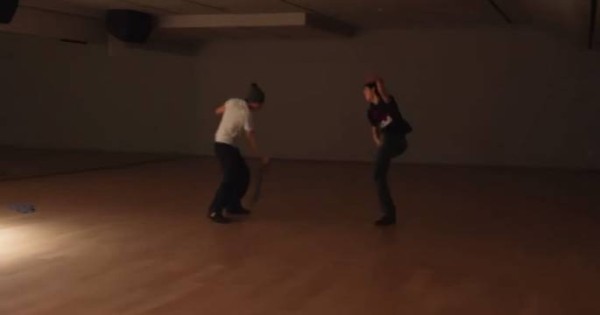 通过日常即可看出 所有中二短视频完全是拍的津津有味乐在其中