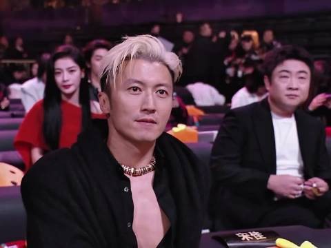 乔杉谢霆锋这个梗是过不去了 乔杉没想到自己演技最好的时刻留在了微博之夜