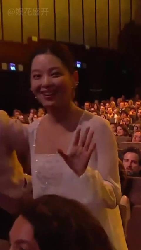 钟楚曦痛哭张子枫不屑，张颂文霸气为辛芷蕾鼓掌