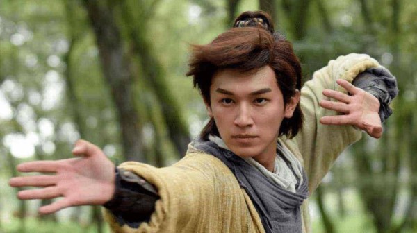 第三次论剑，郭靖天下第一？他未必强于黄药师，原因在小龙女身上