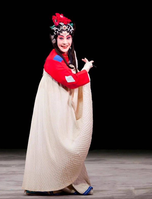 梁谷音：红尘有情，人间有爱