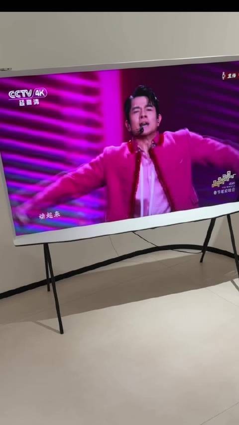 希希说,她爸和郭富城长得一模一样