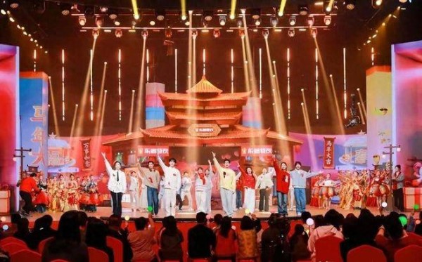 郭德纲完胜，相声春晚没有让大家失望，谁说德云社的相声不高雅的