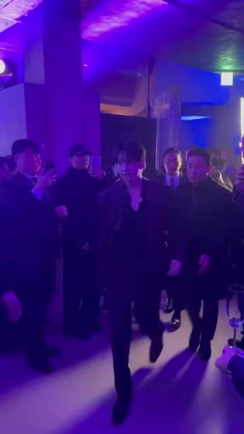 Hublot宇舶卖场职员拍摄的内容