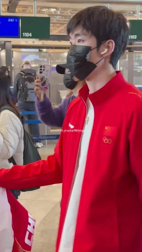 林孝埈回国受粉丝欢迎，称已放下与黄大宪过往