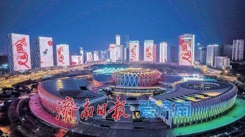 灯火绘泉城 马年启新程