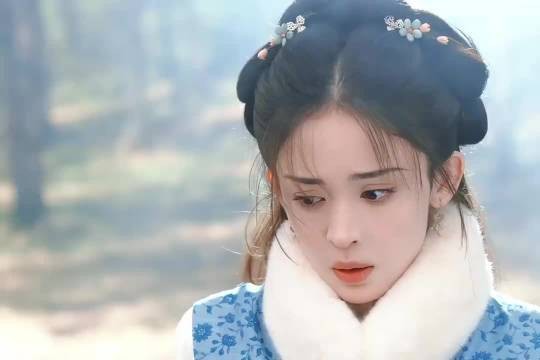 玉茗茶骨大事,柔弱小白兔冷脸刀人