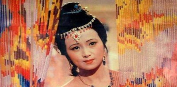 红楼第一风月女神秦可卿，身上到底有哪些谜团？