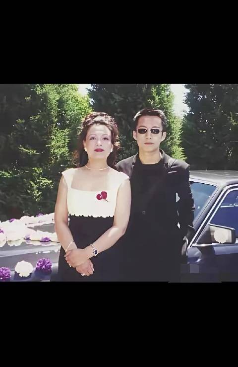 张兰谈与前夫汪大爷关系，称视如亲人因其为孙子爷爷