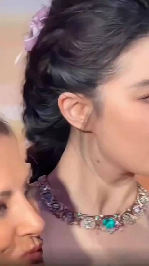 这才是神仙姐姐最接近的一张本人图