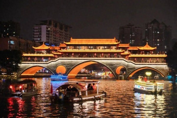 板凳龙、百家宴、国潮灯会……就在明天，来成都解锁元宵节的N种打开方式