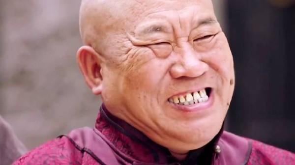 新中国成立不久就开始整治土豪恶霸，真是大快人心！