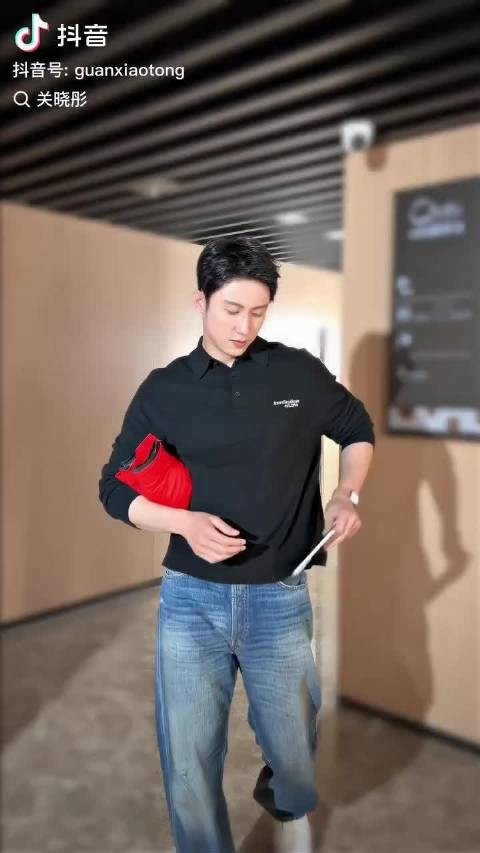 这是看剧虐心给我们的补偿么 被张小满严晓丹的纯真纯情打动 元宵节快乐！