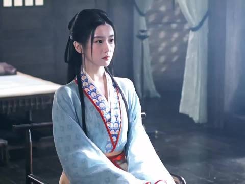 《江湖夜雨十年灯》曝椅子吻片段,周翊然包上恩上演强制爱