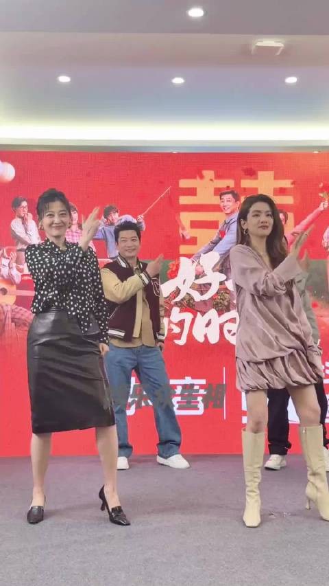 陈昊宇剧宣直播低头引争议，粉丝澄清互动积极