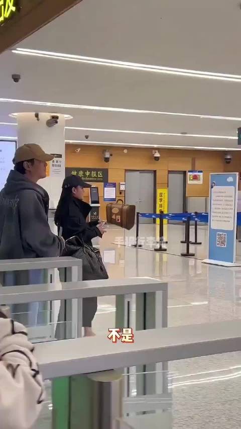 沈腾182身高引热议，军艺校草风采依旧