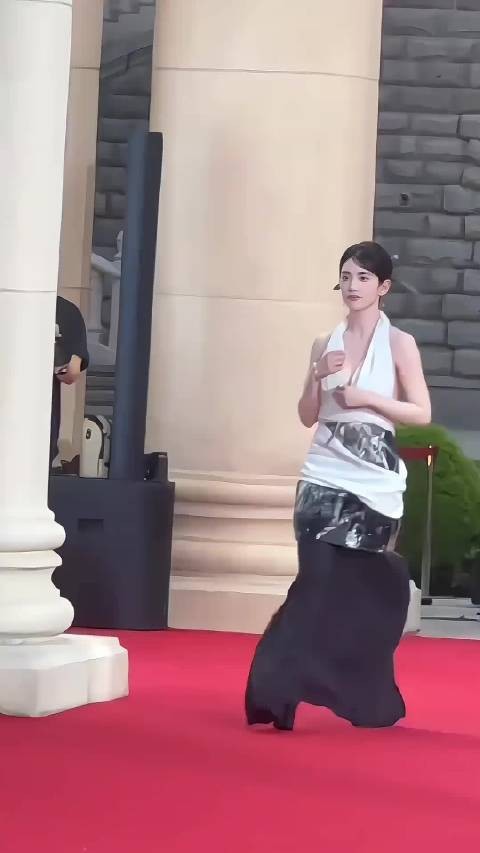 才子佳人陈昊宇:歌手演员双栖才女,福州出生惊艳演艺圈