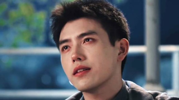 陈飞宇《纯真年代的爱情》收官收视破2,五秒哭戏获赞