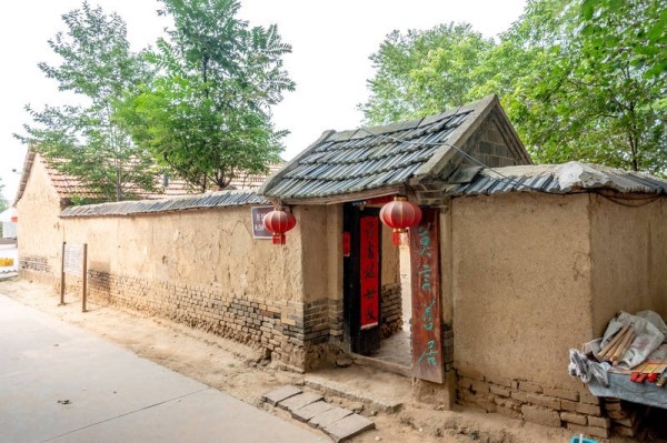 在莫言旧居触摸文学的温度