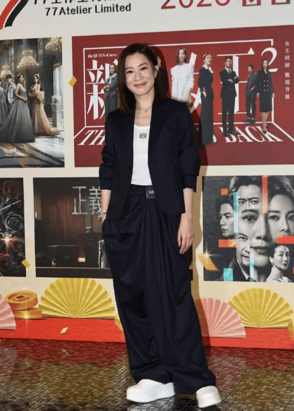 佘诗曼回应助TVB扭亏：功劳不只我一人，感谢全体工作人员与观众