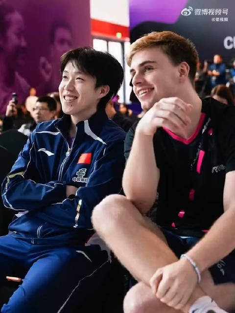 莫雷加德发文晒与王楚钦合照