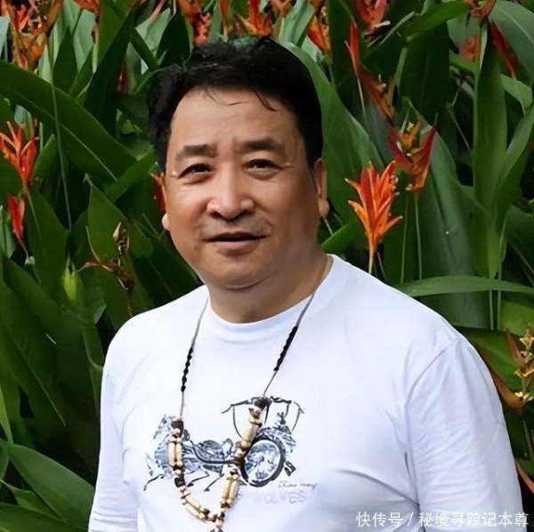 75岁姜昆一生的遗憾，女儿如今46岁依旧未婚，养子反而成为骄傲