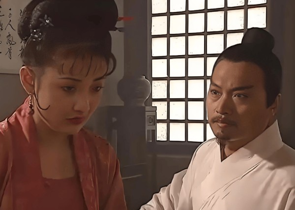 潘巧云为何背叛杨雄？你把“病关索”这外号读三遍，顿时醍醐灌顶